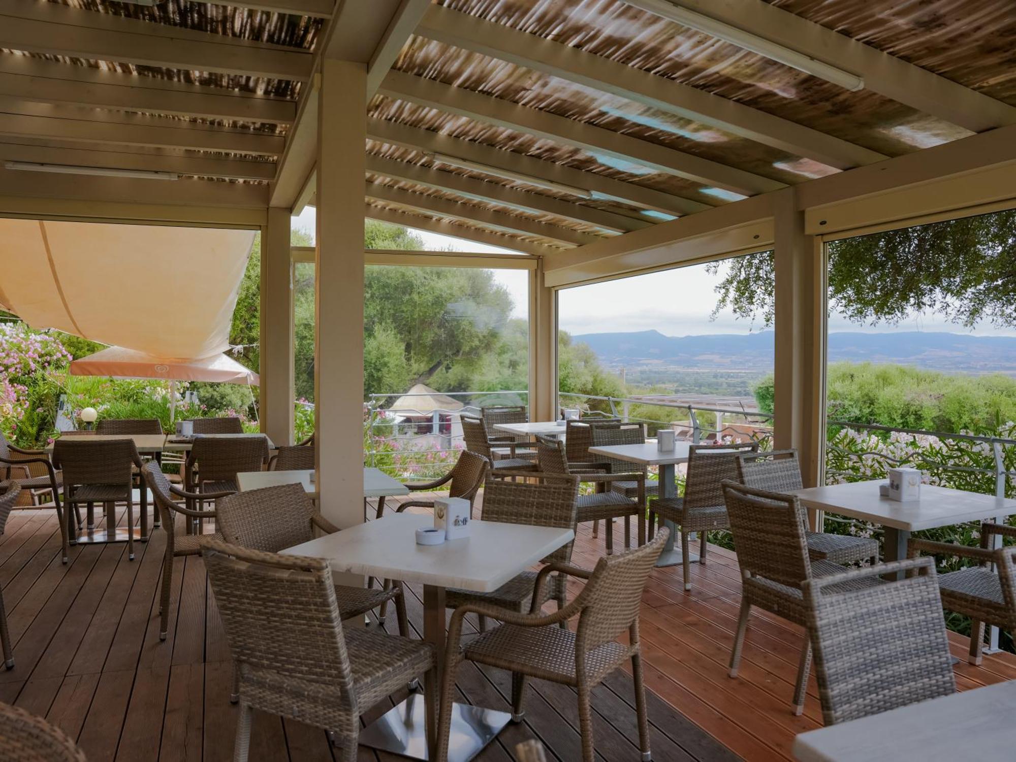 Aparthotel Il Borgo Di Badesi Exterior foto