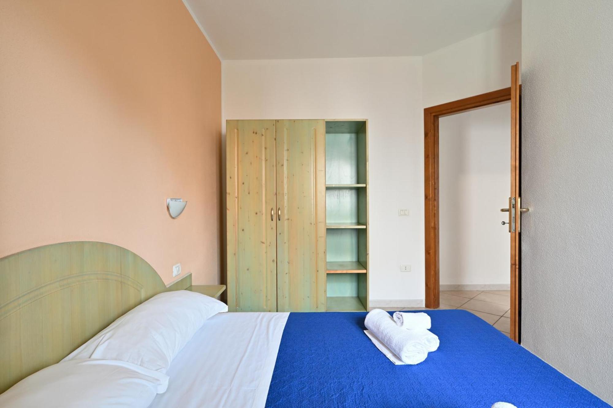 Aparthotel Il Borgo Di Badesi Exterior foto