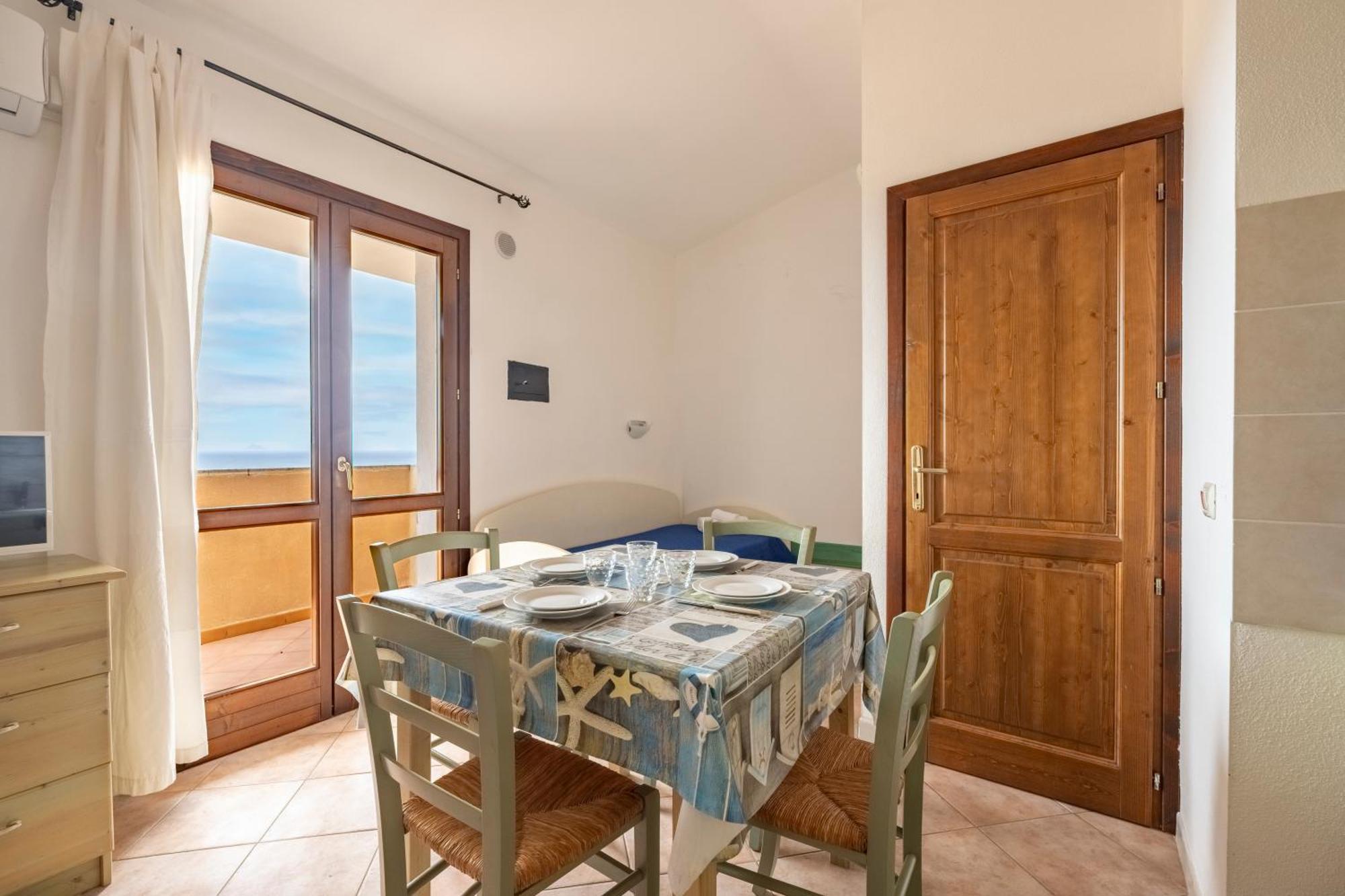 Aparthotel Il Borgo Di Badesi Exterior foto