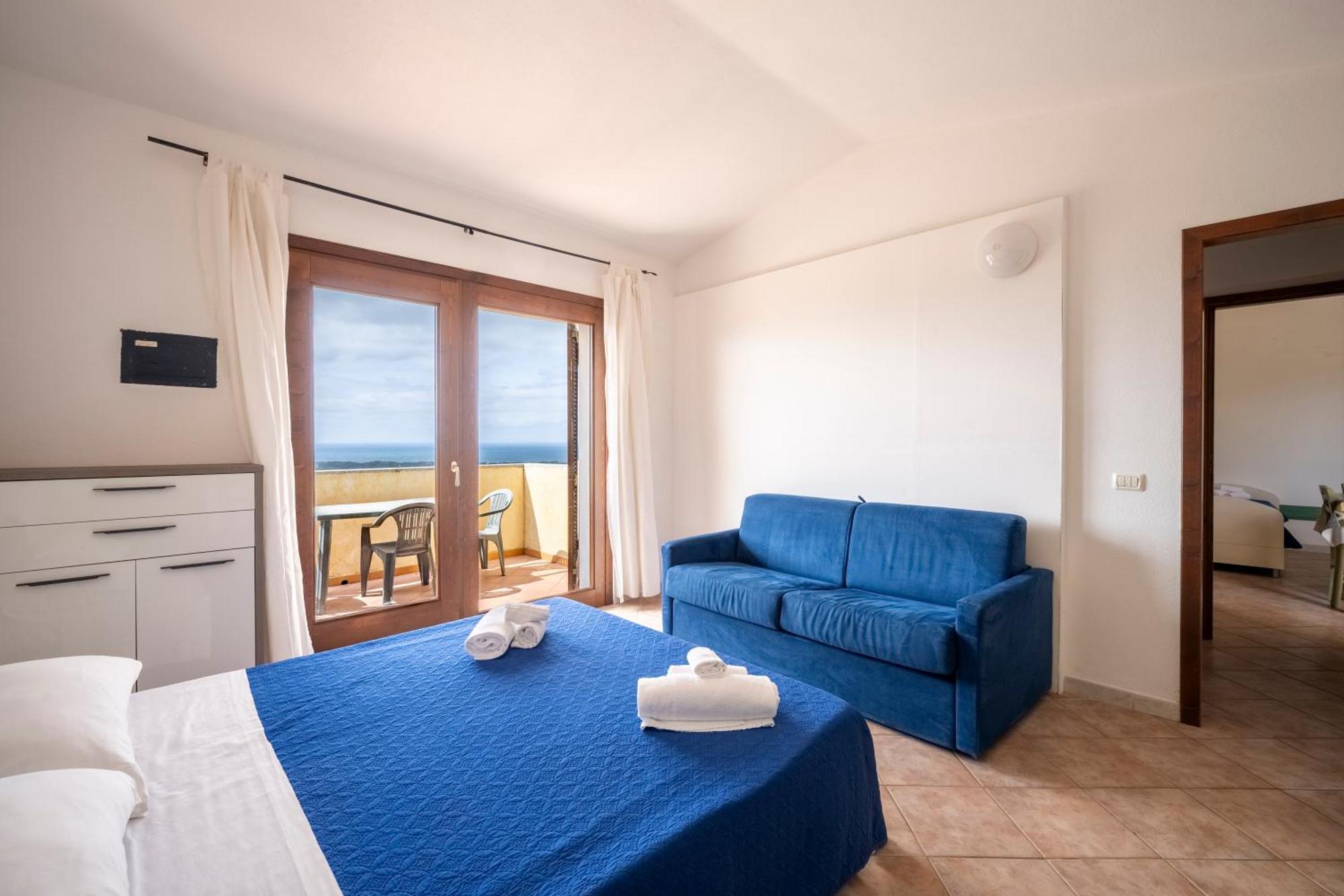 Aparthotel Il Borgo Di Badesi Exterior foto